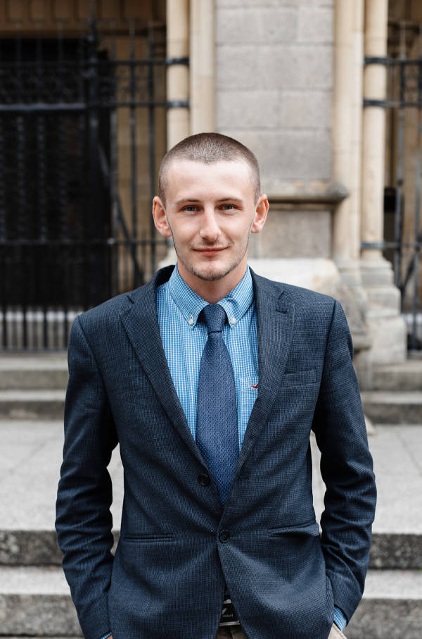 Jack Loader, Sales Negotiator